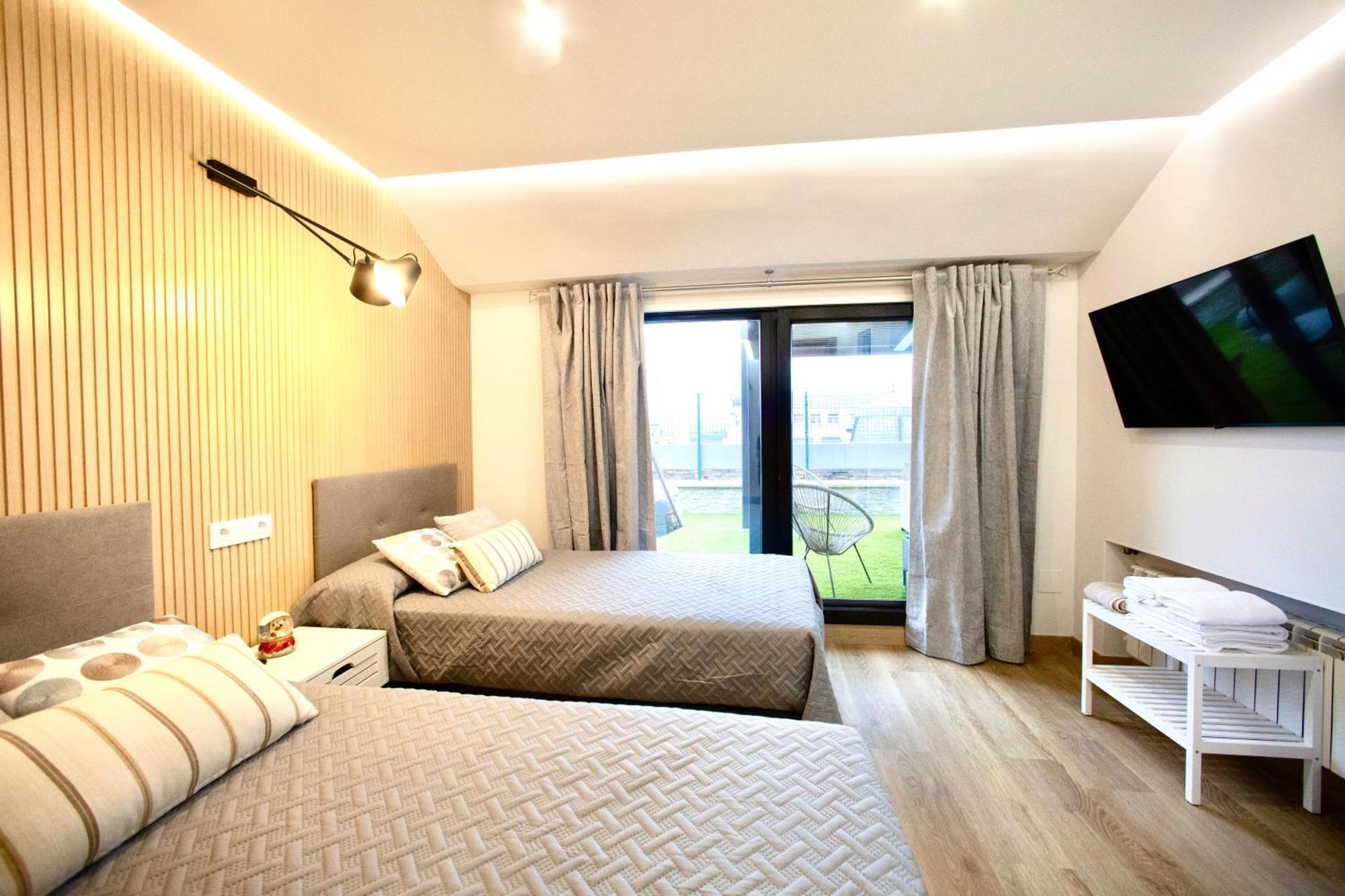 Lucus Skyline & Terrace Apartment Lugo Exterior photo